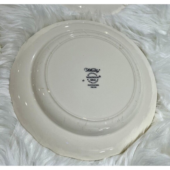 4 Wedgwood WILLIAMSBURG POTPOURRI 8.25" Rimmed Soup Bowls England Bird Lovers - Picture 7 of 12